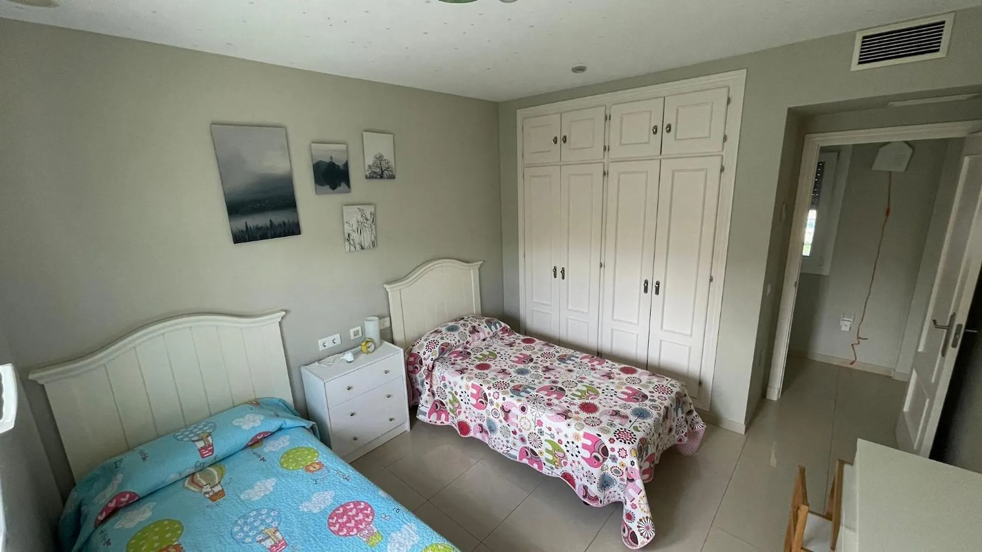 Villa Pantin Los Barrios 0*,  Spain
